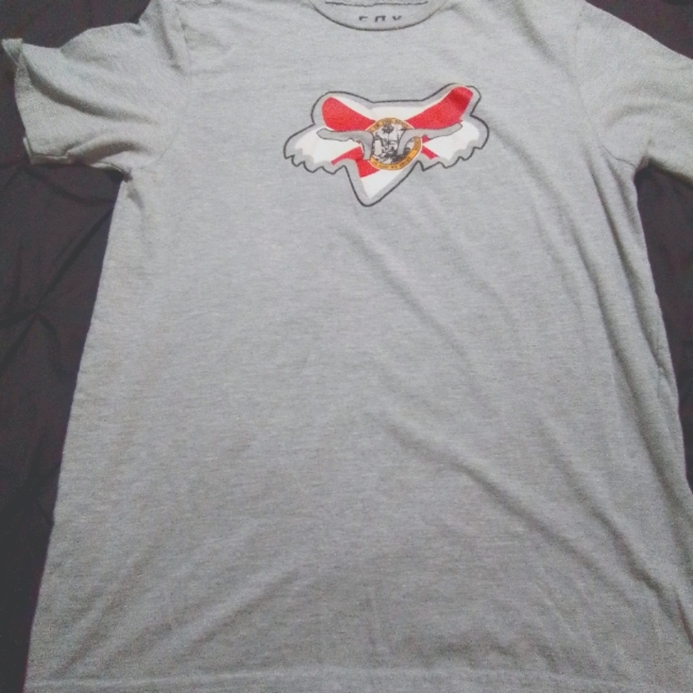 Fox, men's medium t-shirt, Authentic Heather.